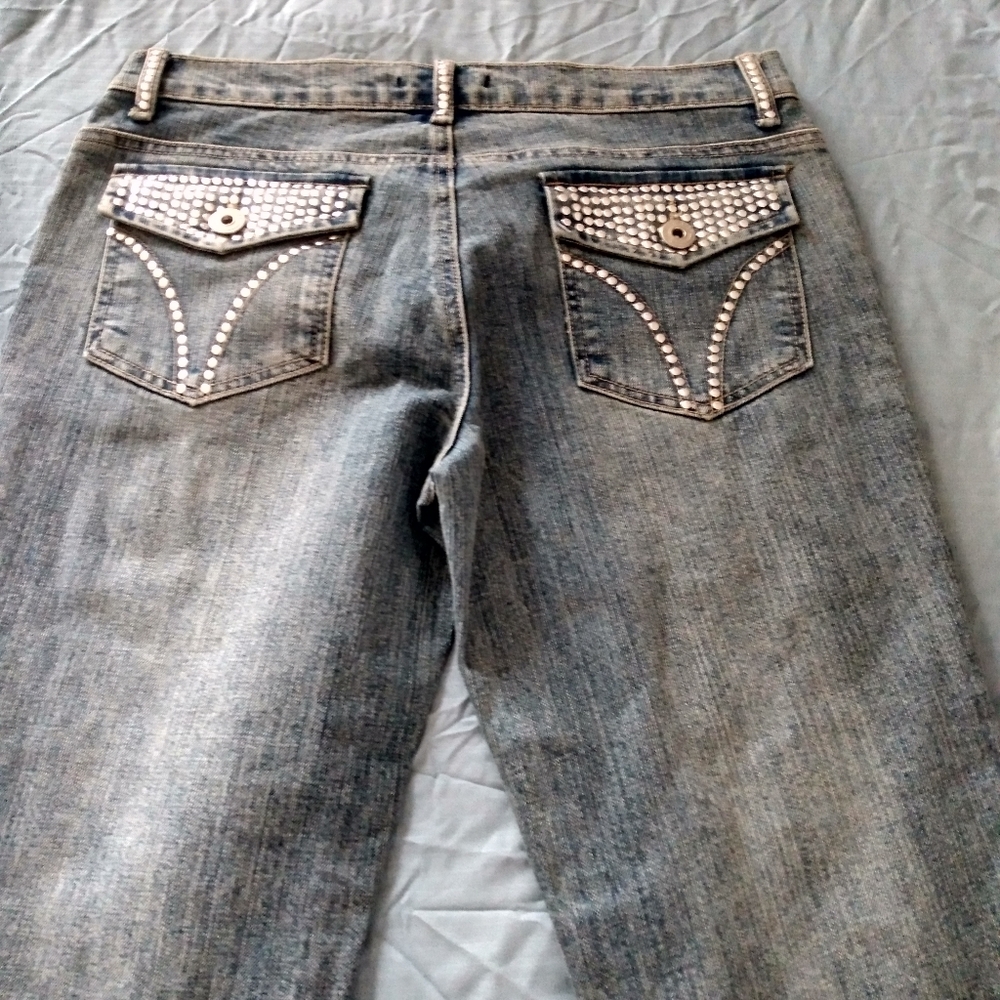 Capris